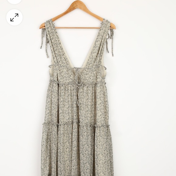 Lulus Wandering Wistfully Cream Floral Print Tiered Maxi Dress Medium - Picture 5 of 13